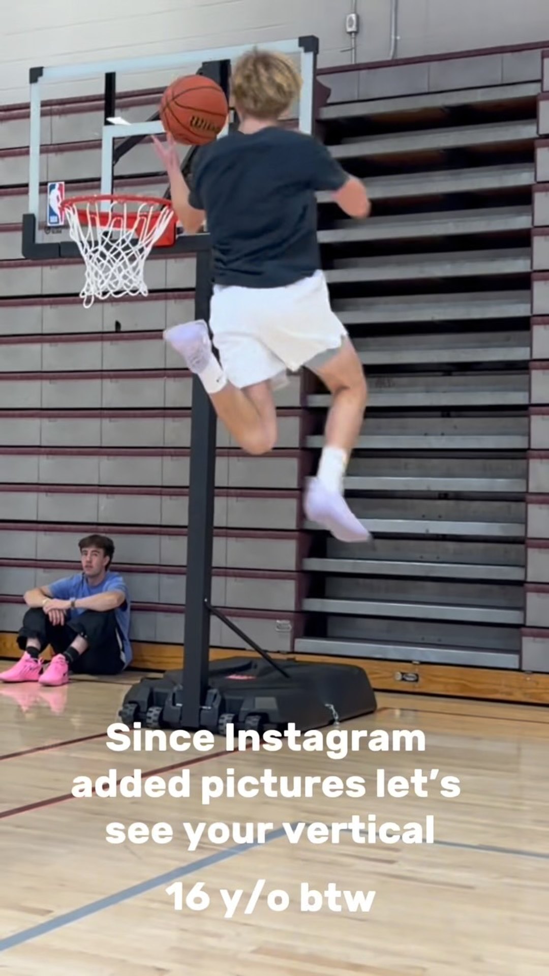 Deane Hirons dunk